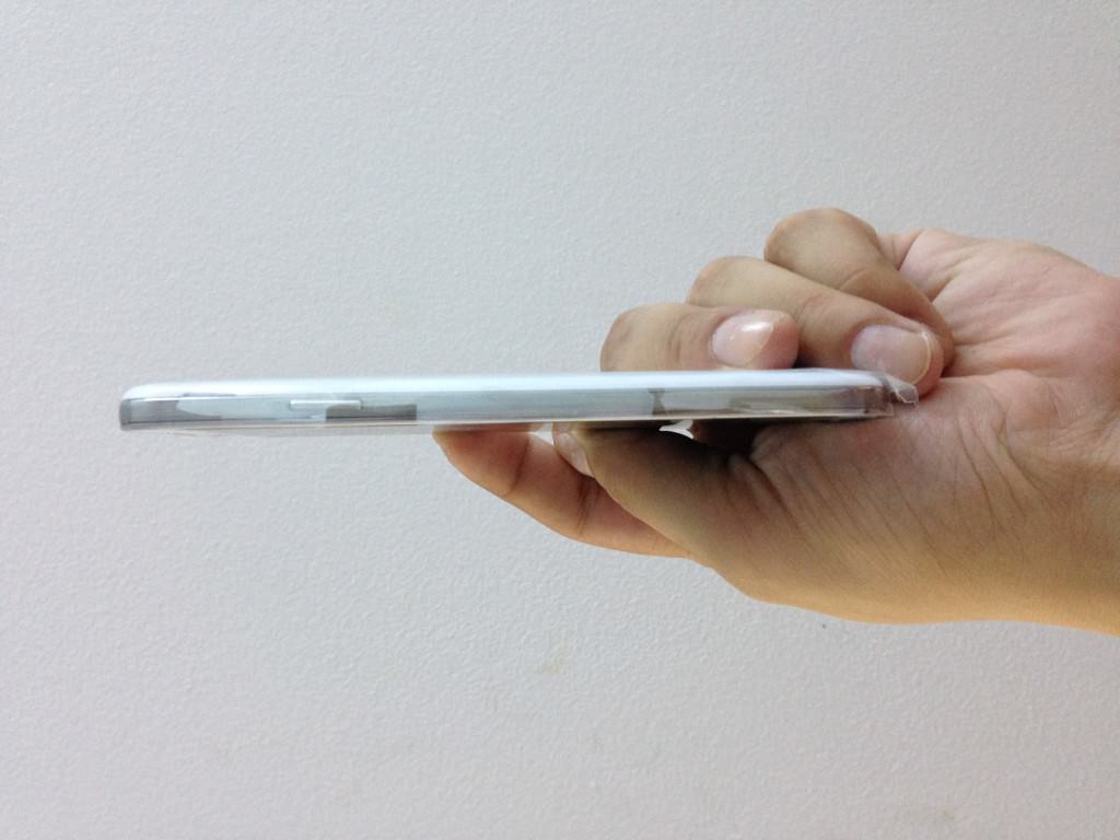 Samsung Galaxy S4 lateral